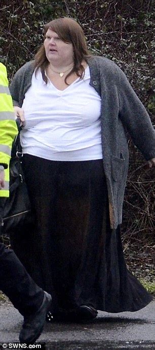 30st Motorist Linda Ann Jenns Claims She Is Too Fat For Prison Daily Mail Online