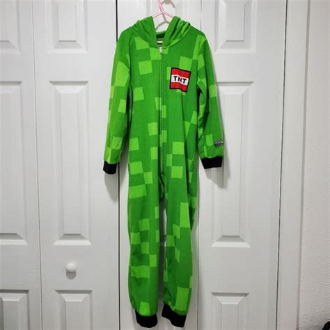 Mojang Pajamas Mojang Minecraft Creeper Pajamas Size 8 Poshmark