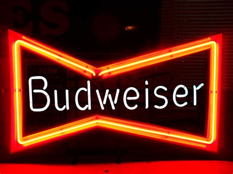 Vintage Bow Tie Budweiser Neon Sign Circa 1982 Neon Signs Budweiser
