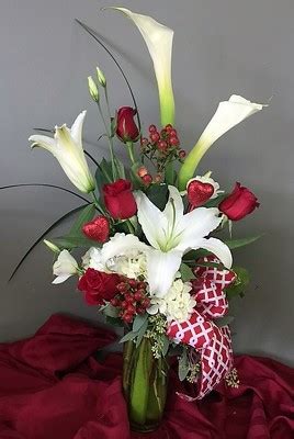 Experienced floral staff at service | call us to send flowers atlanta, ga : FlowerCraft, Inc. :: Local Florist in Atlanta :: Flower ...
