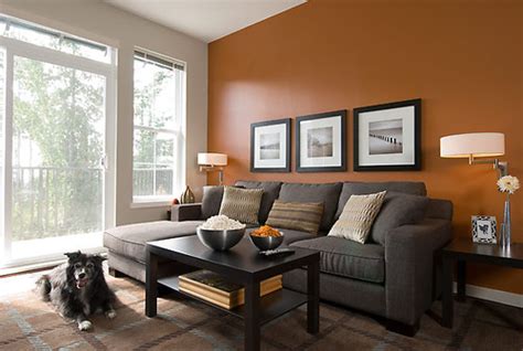 How about trying a smoky and sultry combination? The burnt orange wall is stunning? What is its exact color ...