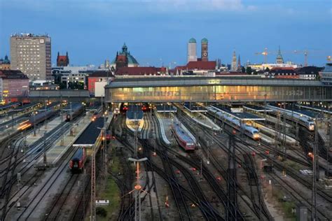 Hauptbahnhof München Infos Zu Zügen Und Anfahrt Muenchen De