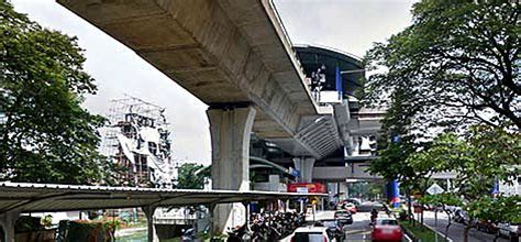 Take the lrt from masjid jamek to sentul timur. Ampang Line LRT & Sri Petaling Line LRT, 45km of LRT rail ...