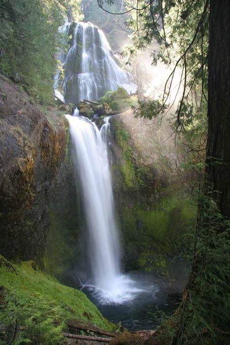 Falls Creek Falls A Big Waterfall In Southern Washington