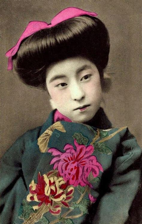 Pin By Lady Straif On Art Et Beaute Geisha Vintage Japan Vintage Japanese