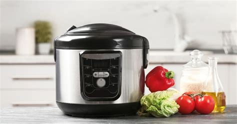 A pressure cooker , slow cooker and air fryer in one, it promises to not only cook your food but pressure cooker. Ninja Foodi Slow Cooker Instructions / Ninja Foodi Vs Instant Pot Duo Crisp With Comparison ...