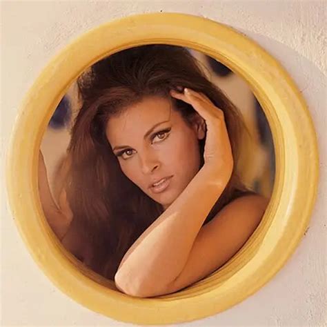Buy Raquel Welch Wall Poster 555224 Online At Best Prices