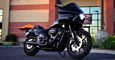 Showstopping vintage details and pure rock and roll style. This Is Everything We Know About The 2021 Harley-Davidson ...
