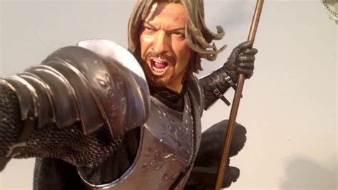Lord Of The Rings Boromir Statue Sideshow Collectibles Youtube