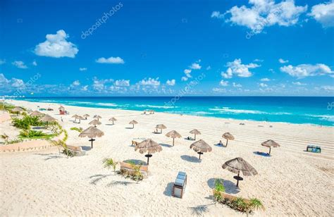 Cancun Beach Panorama — Stock Photo © Javarman 52270427