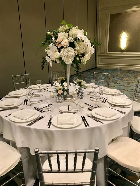 White House Linen Silver Chiavari Dinner Table Decor Table