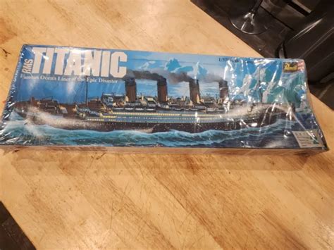 Rms Titanic Ocean Liner Ship Skill Level 2 Model Kit By Revell Never
