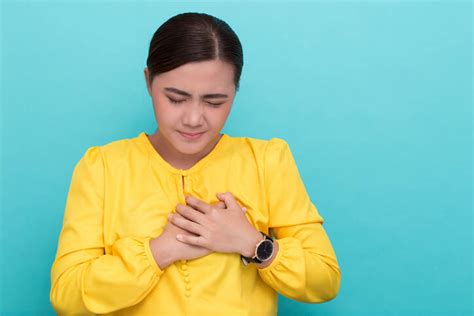 Chest Pain Symptoms Causes Treatment Symptom Medicspark Com