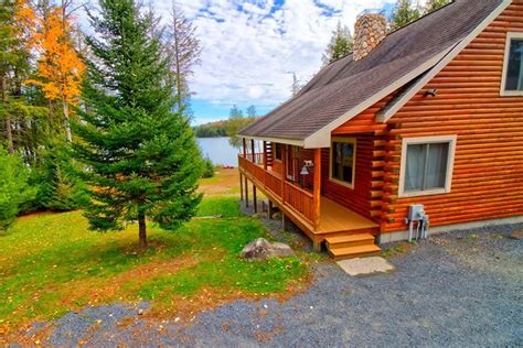 10 Super And Secluded Maine Cabin Rentals Territory Supply