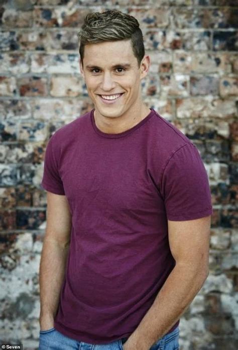 Former Home And Away Star Scott Lee Is Unrecognisable As He Debuts His Hipster Transformation