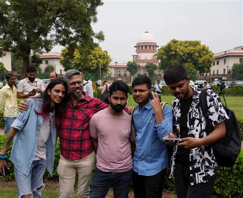 Indias Supreme Court Refuses To Legalize Same Sex Marriage Says It Is Up To Parliament