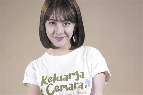 Jun 23, 2021 · liputan6.com, jakarta bagi semua warga negara indonesia yang telah berusia 17 tahun, maka wajib untuk memiliki kartu tanda penduduk atau ktp. Kulitnya Terlalu Putih, Zara JKT48 Harus Hitamkan Tubuhnya ...