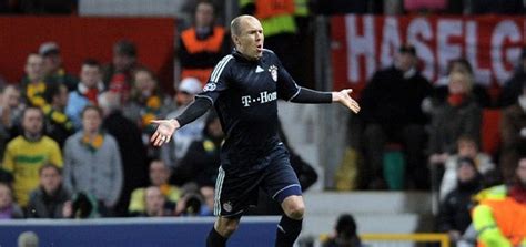 Arjen Robben volleys Bayern Munich past Manchester United ...