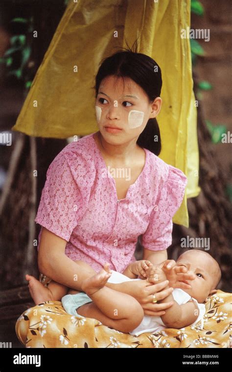 Myanmar Burma Yangon Rangoon Mother And Child Streetscene Stock