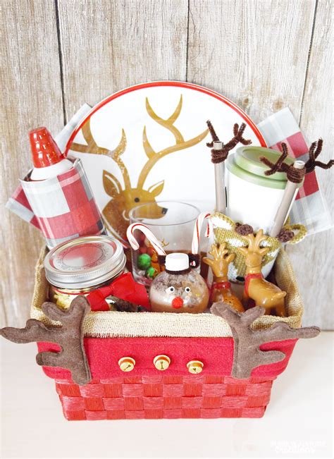Reindeer T Basket ⋆ Sprinkle Some Fun
