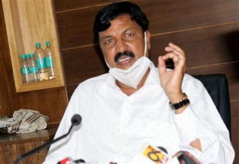 Ramesh Jarkiholi Sex Cd Scandal Dk Shivakumar Accuses Karnataka Govt Of Shielding Karnataka