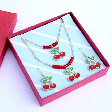 Rockabilly Cherry Necklace Bracelet And Earring Set 1950s Retro Kitsch