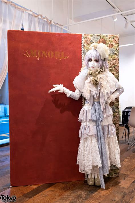 Japanese Shironuri Artist Minori At Her Tokyo Fashion