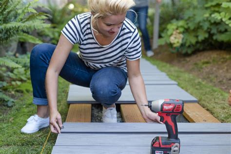 The Pacific Northwest Climate Is Perfect For A Backyard Diy Boardwalk