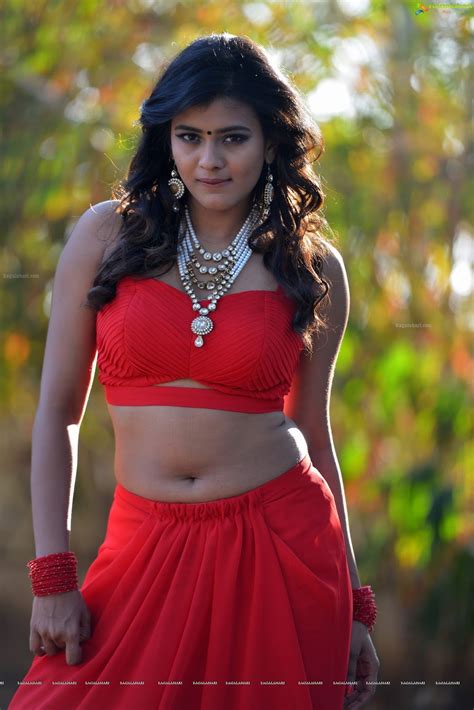 Hot Navel Pics Of Hebah Patel So Spicy In Red Lehenga And Designer Blouse Imagedesi