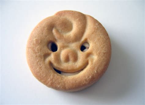 Filehappy Faces Biscuit Wikipedia