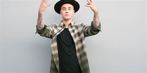 Williamsburg Justin Bieber Sorry Popularity 2015 New