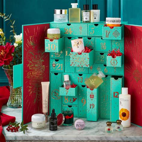 63 Best Beauty Advent Calendars 2022 To Have On Your Radar Black
