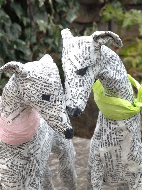 Dogs Paper Mache Lorraine Corrigan 16 Esculturas De Animales