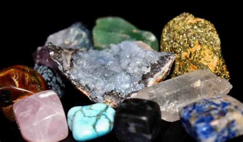 What Are The Minerals And Gems That Found In The Sedimentary Rocks