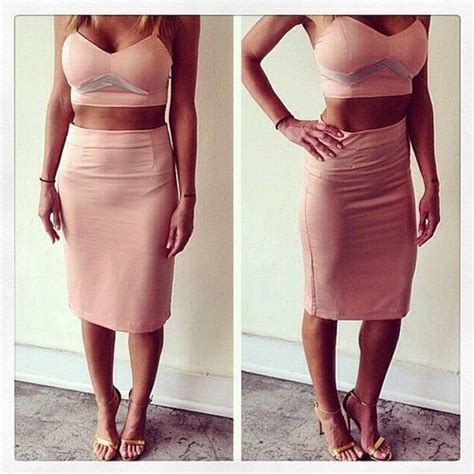 Crop Top And Pencil Skirt For Fab Summer Outfit Moda Chic Moda Cosas