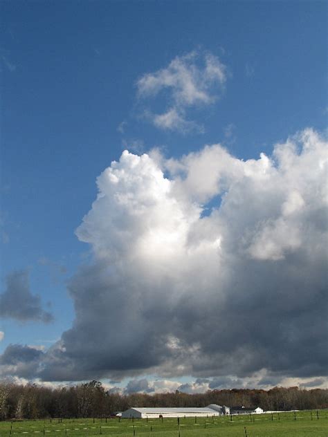 102806clouds1 Result Of Cold Air And Gusting Winds Sailbo Flickr