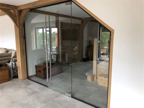 Glass Doors And Partitions In Surrey And West London Pandp Glass