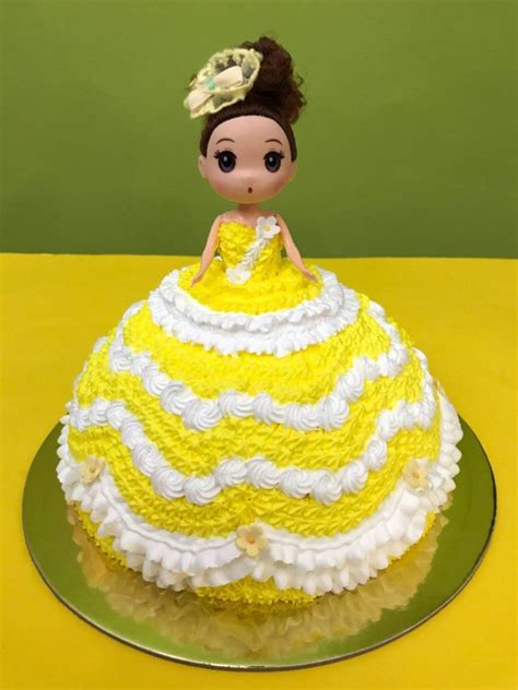 Dolls sold separately with 12 different styles and 6 different scents available to collect, strawberry. Princess Doll Cake Singapore | Delight your princess