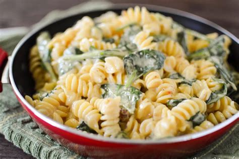 This is a low sodium, low fat, high protein entree. Low Sodium Cheesy Spinach & Chicken Pasta - Skip The Salt ...