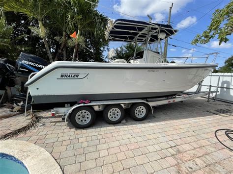 2002 Boston Whaler 260 Outrage Saltwater Fishing Boat
