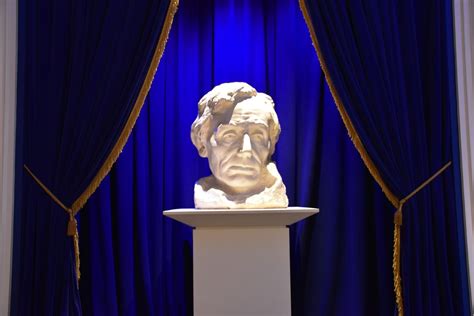 3 Reasons You Should Visit The Abraham Lincoln Museum Dang Travelers