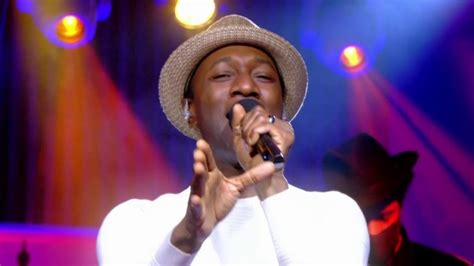 Aloe Blacc My Way Live Extrait Vidéo C à Vous La Suite