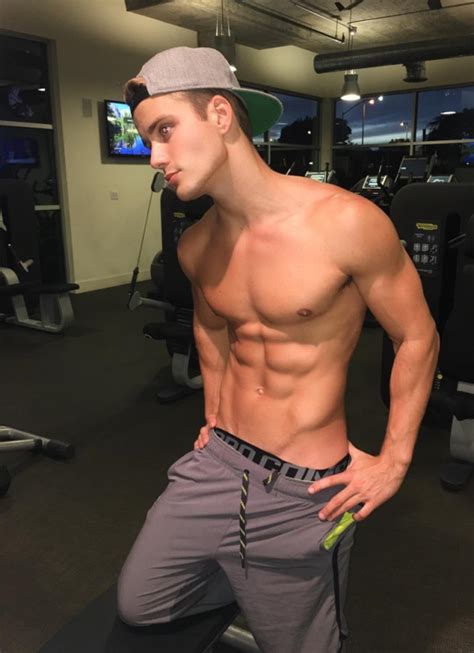 Hot Guys | A Great Looking Guy Every Day | Page 110