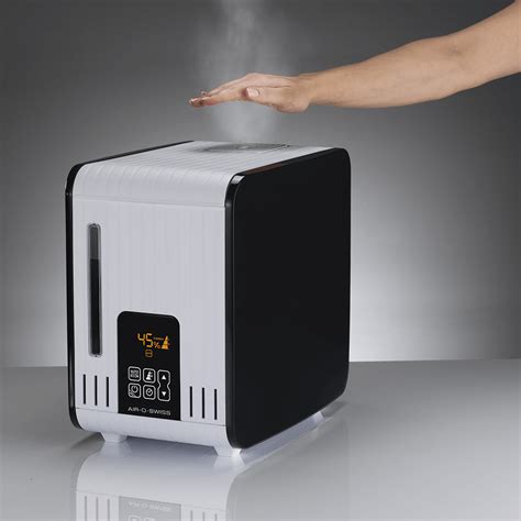 Oneworld picture/getty/universal images group via getty. Should You Buy A Warm Mist or Cool Mist Humidifier