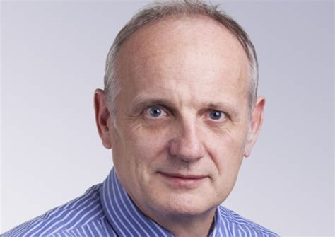 Specializuje se na bankovní služby pro fyzické osoby a podnikatelské subjekty (především pak na malé a střední podniky). Z marketingu Moneta Money Bank odešel Ron Boddy | MediaGuru