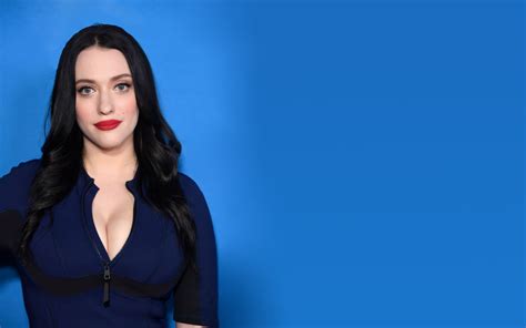 Wallpaper Kat Dennings Brunette Actress Natural Boobs Blue Background Cleavage Big Boobs