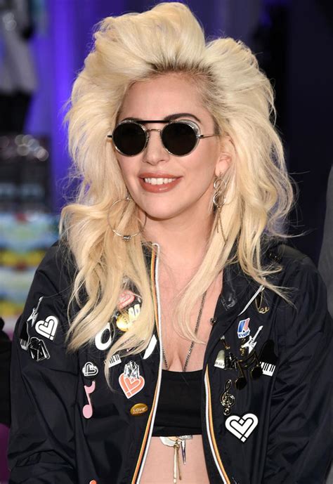 De Reina Excéntrica A ícono Fashion La Evolución De Lady Gaga Viu