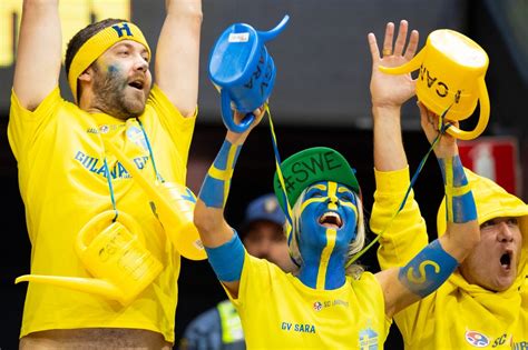 Här läser du nyheter, statistik, ser klipp och följer ditt favoritlag i de största ligorna och mästerskapen. Res till Fotbolls-EM 2020 » Info om Bilbao & Dublin för ...