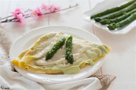 CRESPELLE AGLI ASPARAGI Ricetta Deliziosa Con Besciamella Veloce