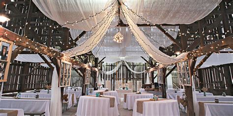 The beauty of choosing the biggest city in the state to host your wedding is that you've got wedding barns give you tons of space and almost always include indoor and outdoor event space. Red Orchard Barn Weddings | Get Prices for Wedding Venues ...